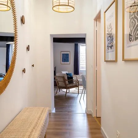 Les Verrieres Secretes Apartment