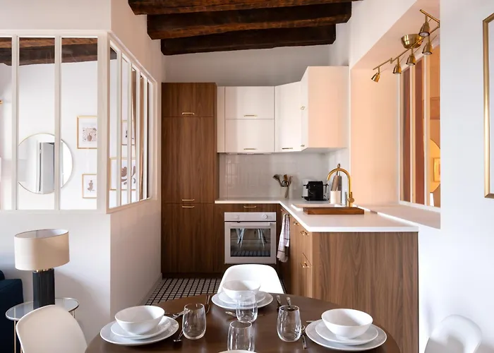 Les Verrieres Secretes * Bergerac